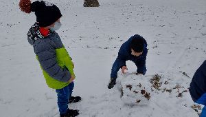 PE outside 15