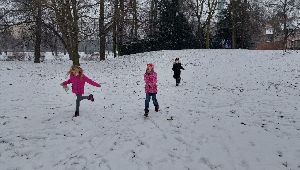 PE outside 05