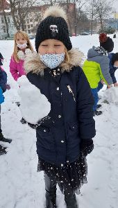 PE outside 12