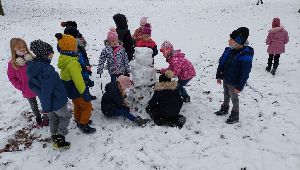 PE outside 19