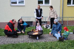 Pálení čarodějnic - společná akce MŠ a ŠD, 27.4 (77)