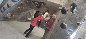 BOULDERING (38)