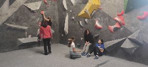 BOULDERING (36)