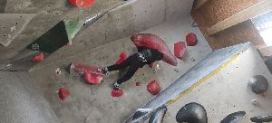 BOULDERING (39)