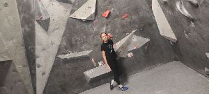 BOULDERING (8)