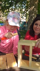 Projekt hmyzí domeček a ptačí budka (9)