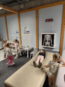 Putování za medem a malý svět techniky (57)