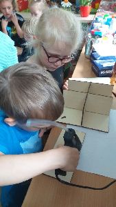 Hmyzí domeček a žížalník (2)